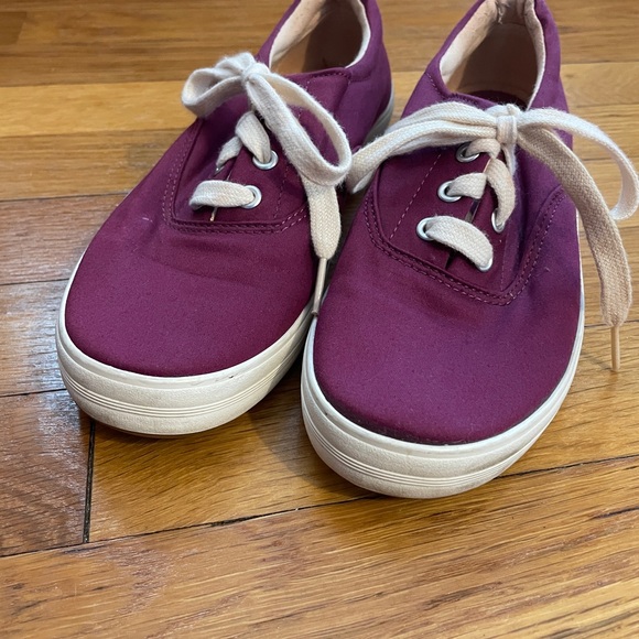 Keds Shoes - Keds Burgundy Sneakers - Women’s Size 6.5
